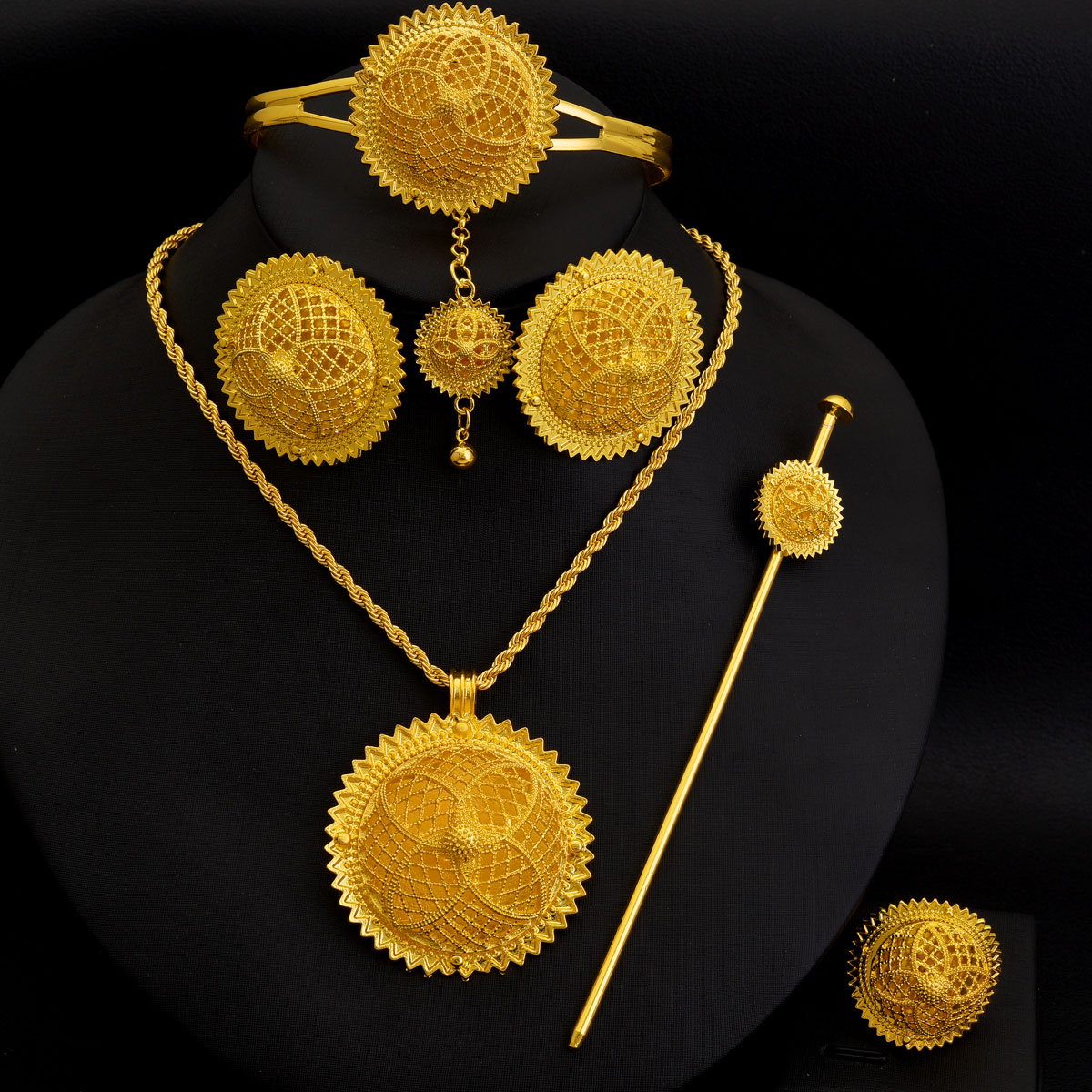 Ensemble de bijoux couleur dor - Dubai Men'S Fashion avis et prix